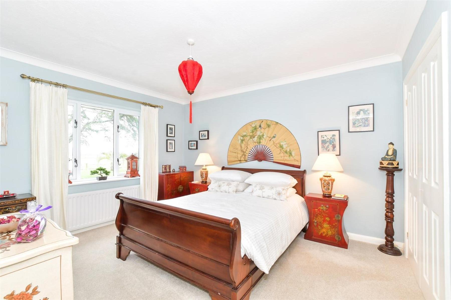 Stay At 'The Elms' In Tranquil Church Norton, Selsey - Ground Floor Bedroom, Own Private Bathroom, Quiet Beach, 2 Acre Garden By The Sea, On Edge Of Wildlife Nature Reserve Esterno foto