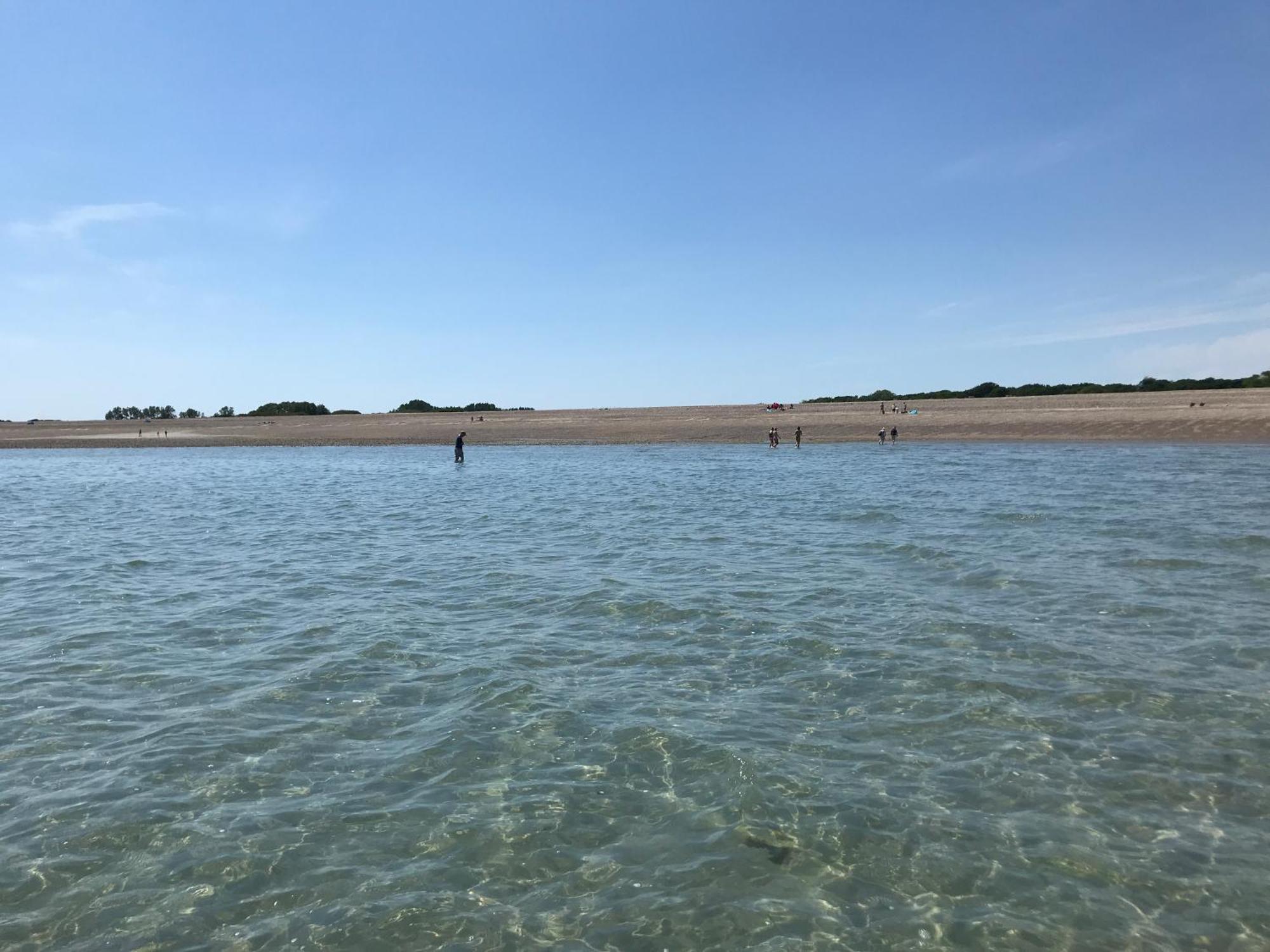 Stay At 'The Elms' In Tranquil Church Norton, Selsey - Ground Floor Bedroom, Own Private Bathroom, Quiet Beach, 2 Acre Garden By The Sea, On Edge Of Wildlife Nature Reserve Esterno foto